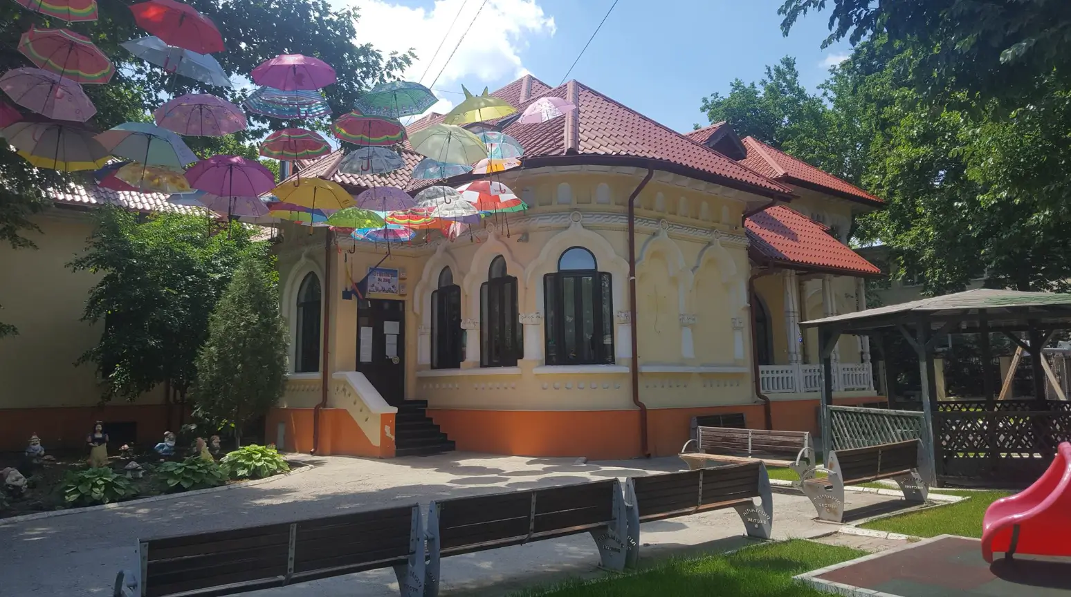 Fotografii cu Clădirea la Grădinița Nr 269 Sector 5 București