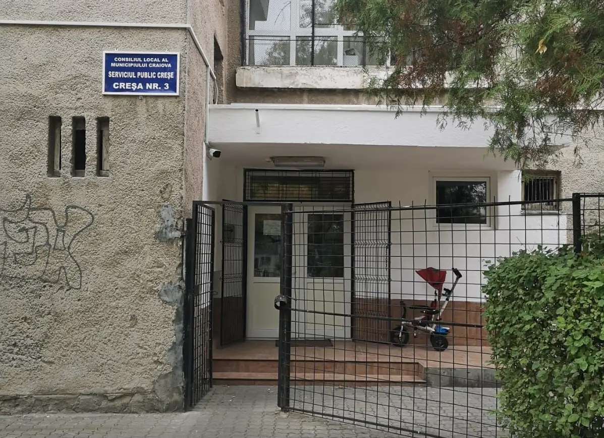 Fotografii Intrare în Creșa Nr 3 Craiova